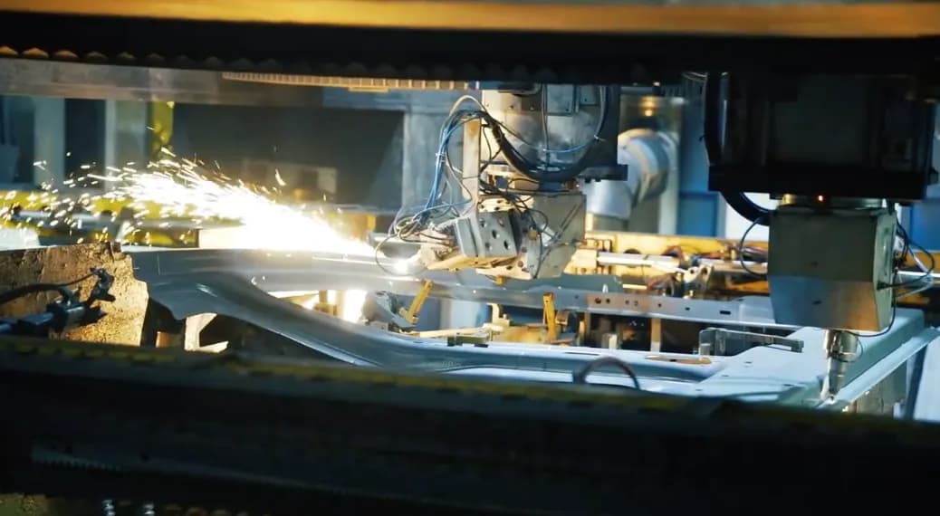 多工位激光切割生产线