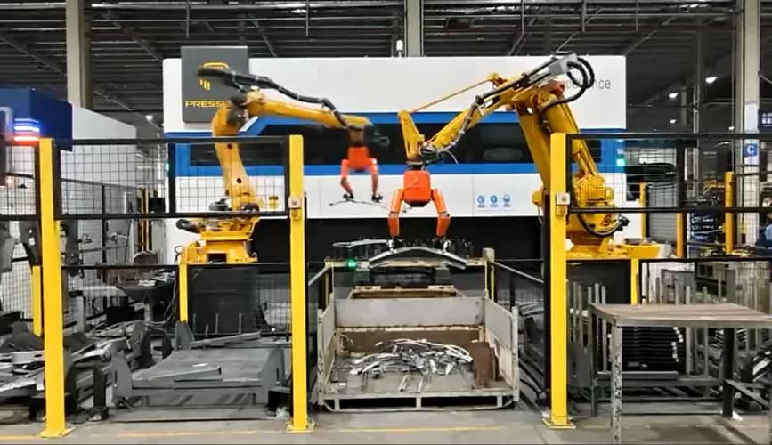 普热斯勒车间激光切割机 - 复合机器人生产场景