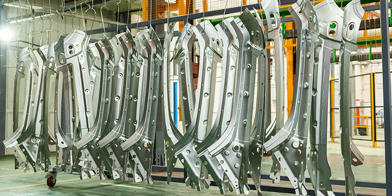 真空热成形电镀锌零部件